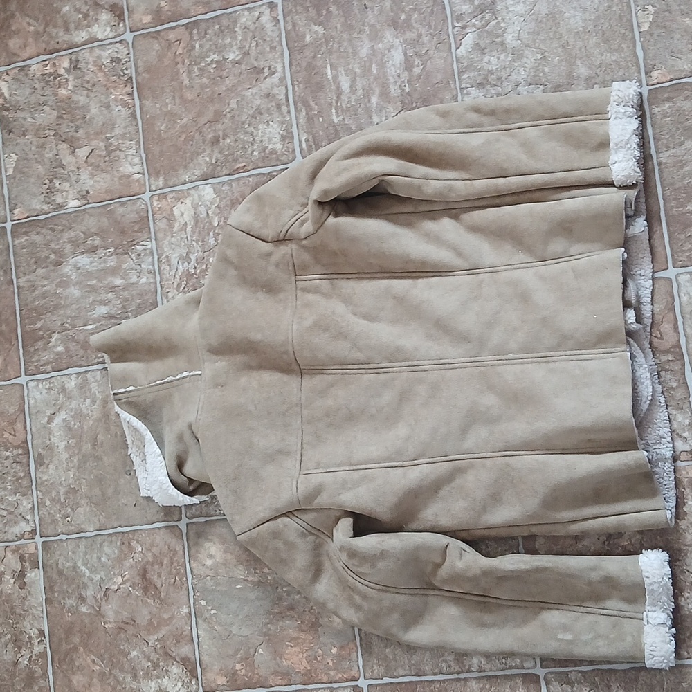 Ecote Tan and Cream Shearling Jacket - Picture 9 of 11